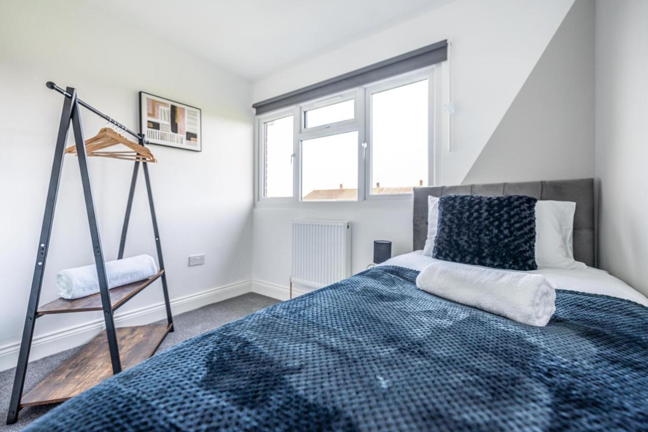 Contractor Accommodation Near Heathrow, Windsor Minutes From M4 Slough Kültér fotó