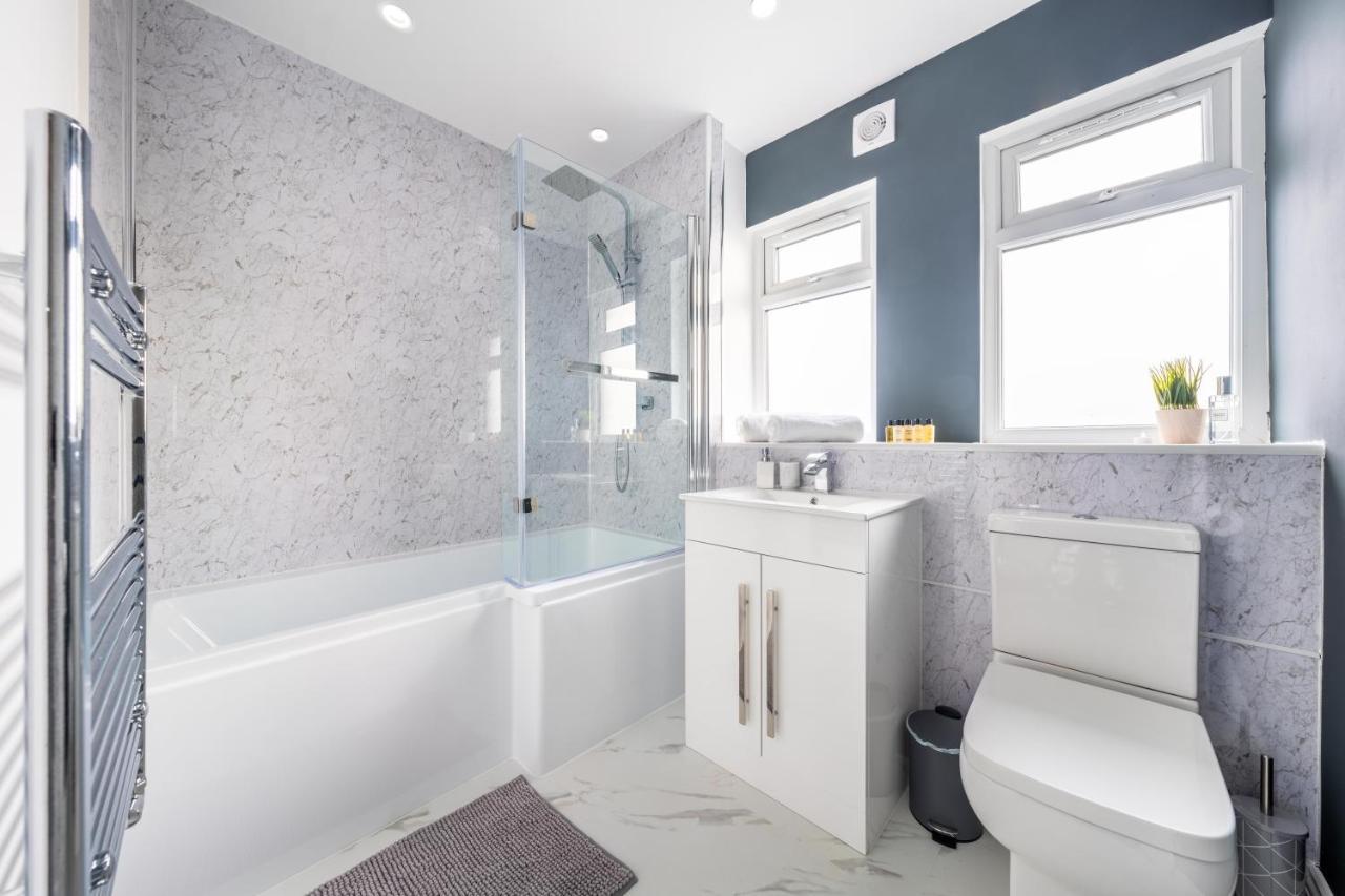 Contractor Accommodation Near Heathrow, Windsor Minutes From M4 Slough Kültér fotó